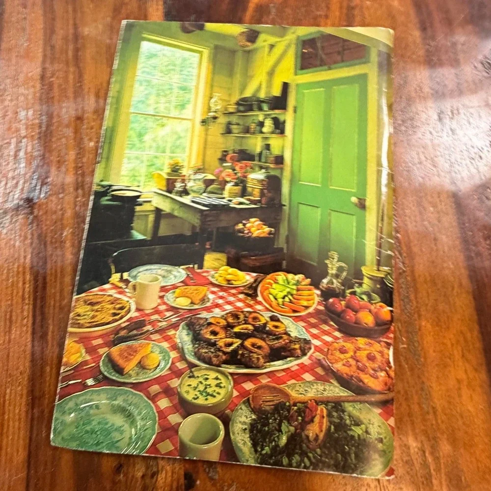 Cookin on the Mississippi Bobby Potts Vintage Plantation Creole Recipes Booklet
